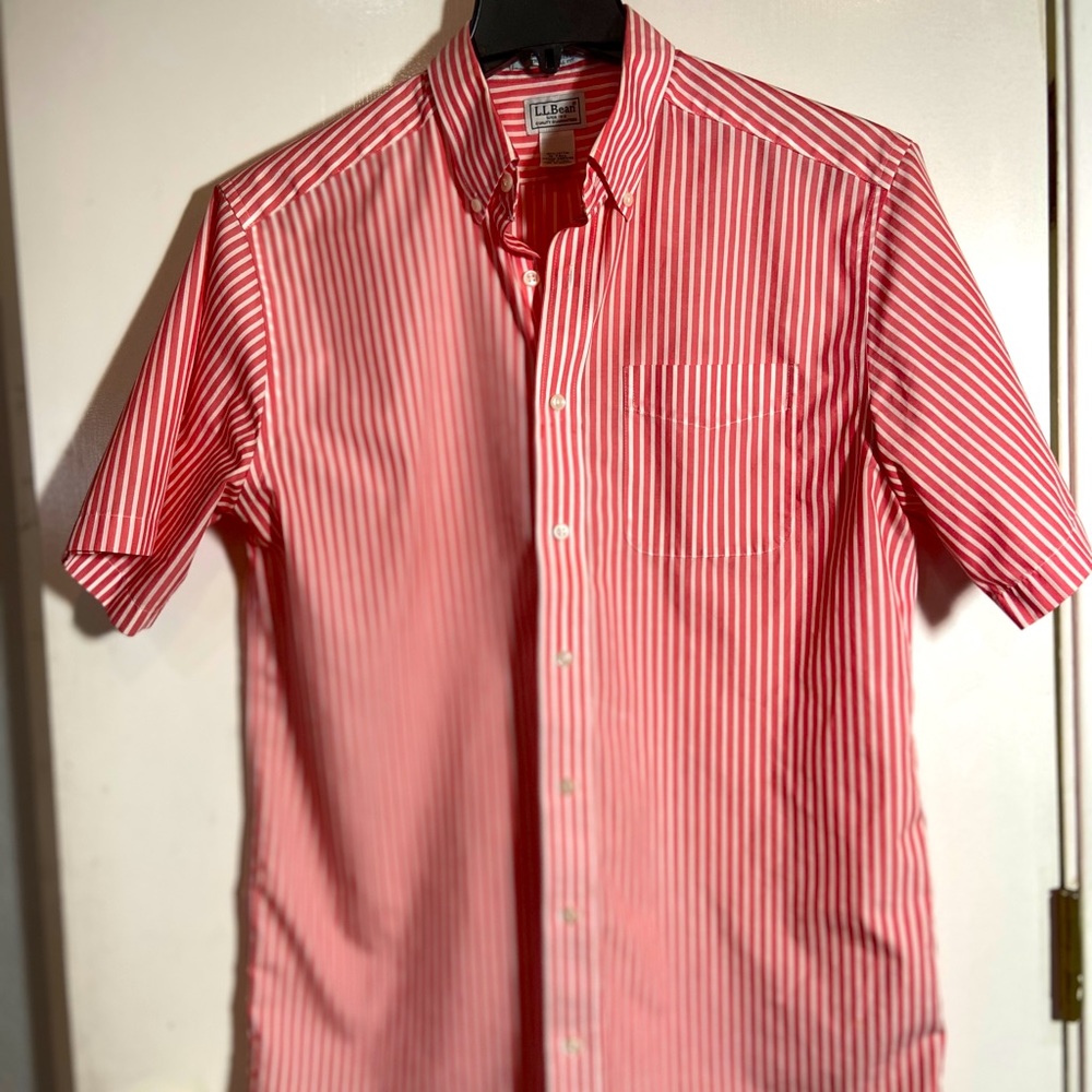 L.L. Bean EUC 100% Cotton M Tall Men SS Salmon White Stripe Wrinkle Resist Shirt